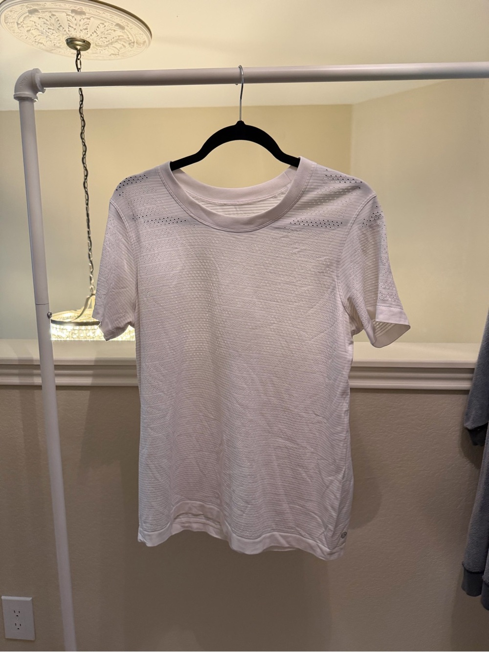 lululemon Breeze By Short Sleeve Shirt